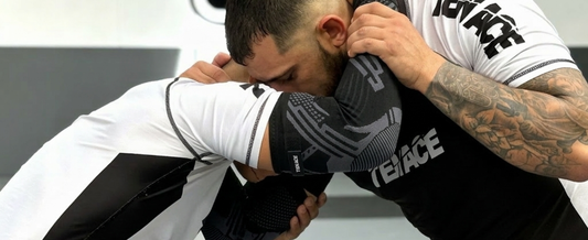 La mejor codera para BJJ y Grappling en 2026 (sin perder movilidad)