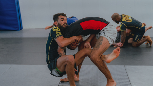 De Jiu-jitsu a Grappling: Los 20 Errores más comunes (y cómo evitarlos)