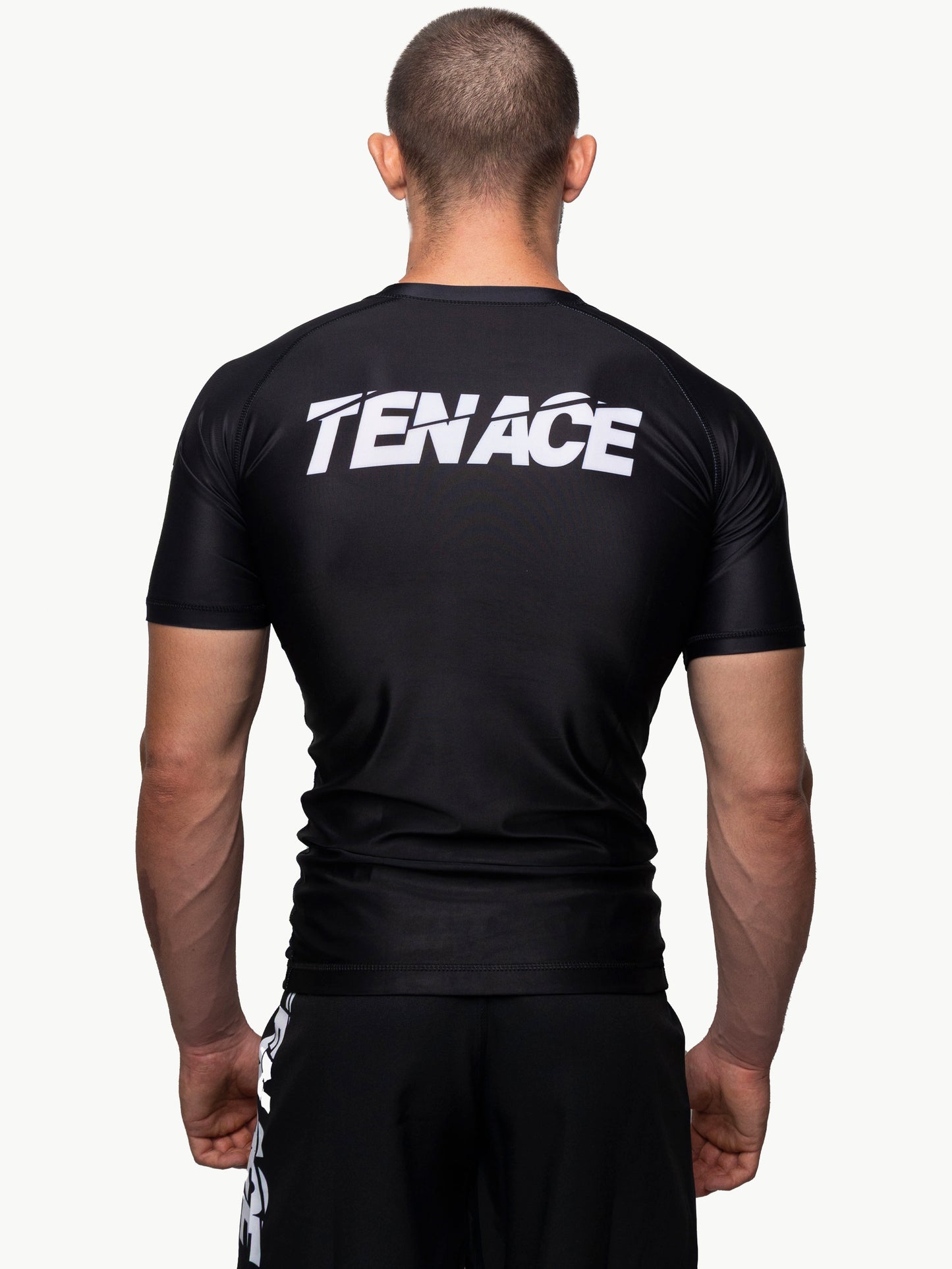 Tenace Camiseta Compresión Basic- Negro
