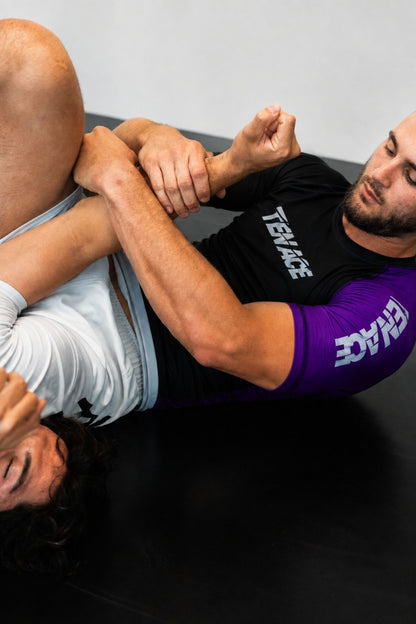 Tenace Rashguard Competición NO-GI - MORADO Manga Corta